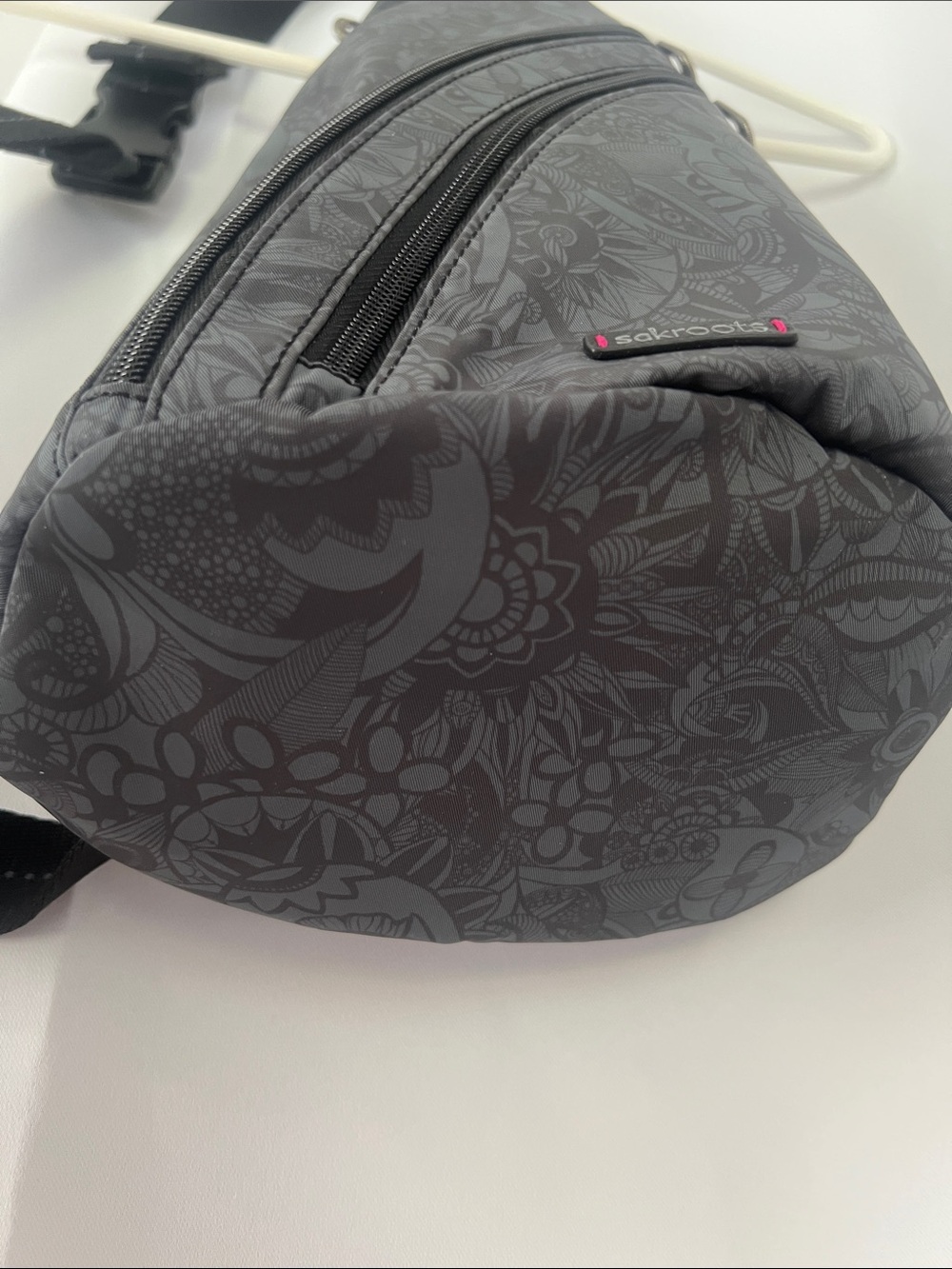 NEW SakRoots On The Go Sling Backpack Indigo Spirit Desert 2 REPREVE Eco-Twill - Picture 6 of 8